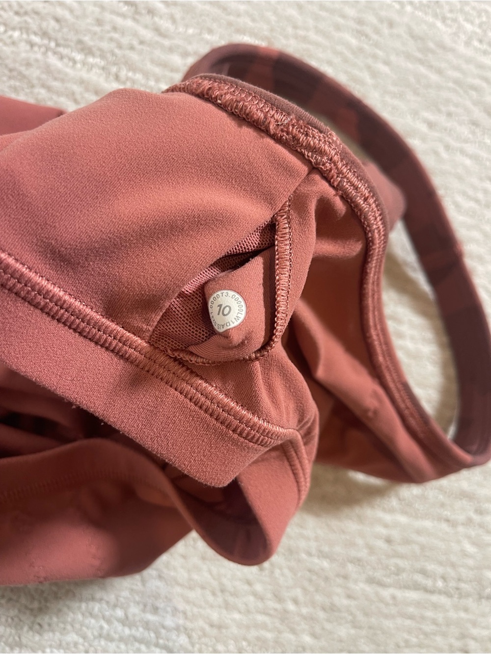 lululemon athletica Rust Camo Scoop Neck Sports Bra Size 10 - Picture 4 of 4